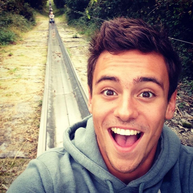 tom-daley-receives-homophobic-tweets